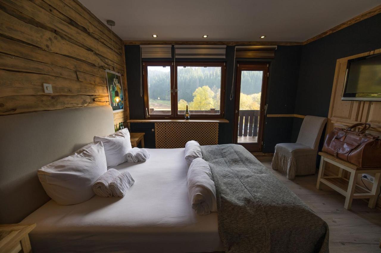 Berghotel Und Restaurant Kraeuter Chalet Furtwangen Exterior foto